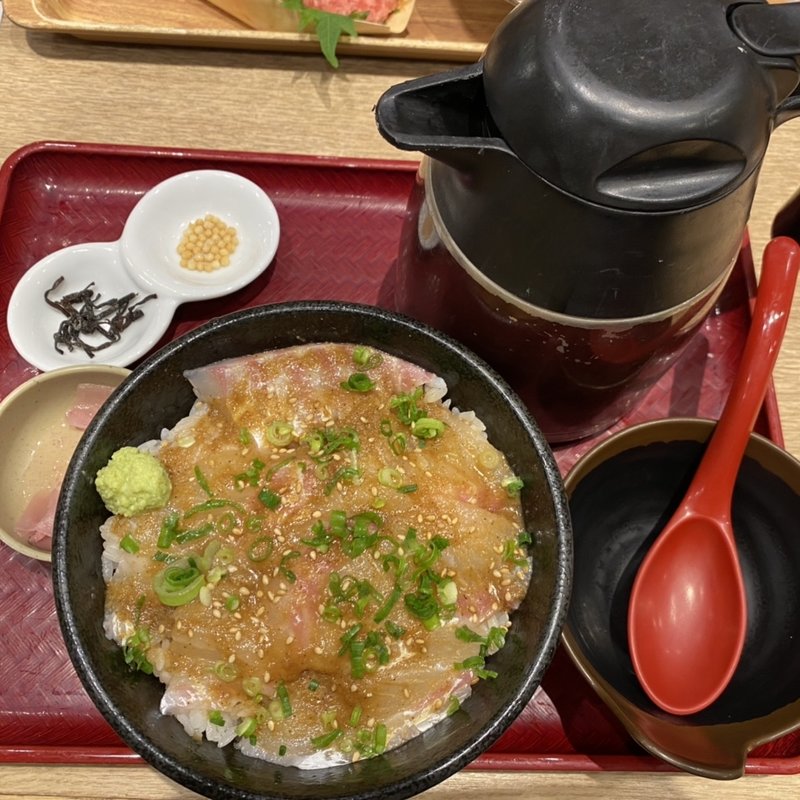 (築地食堂源ちゃん 川崎アゼリア店)