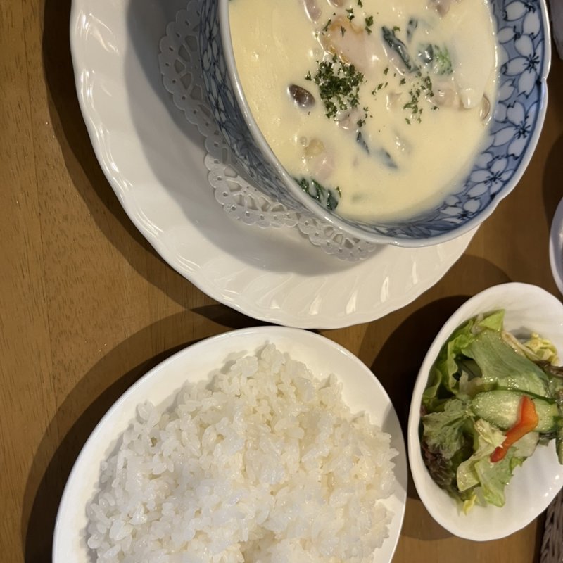 若鶏のクリームシチュー(厨 Sawa)