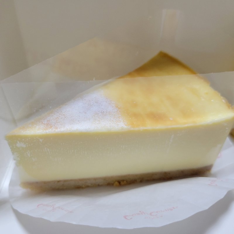 なめらか食感ベイクドチーズケーキ(コージーコーナー)