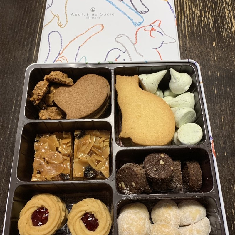 (アディクト オ シュクル)