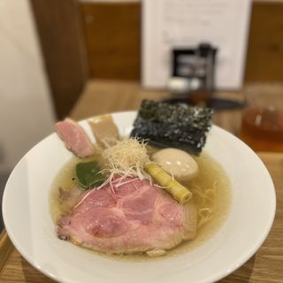 特製白醤油ラーメン(清湯豚骨白醤油拉麺LABO麺)