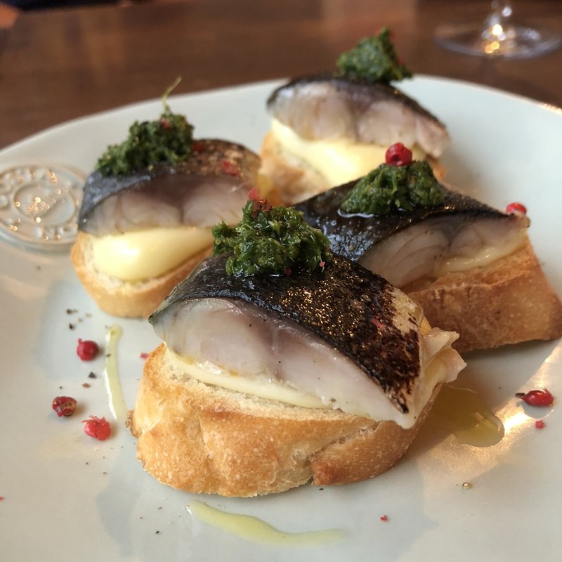 鯖のブルスケッタ(グッドラックカリー )