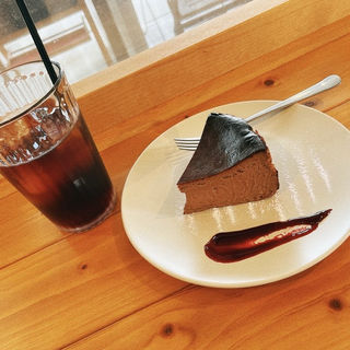 チョコレートバスクチーズケーキ(Piece by Piece coffee)
