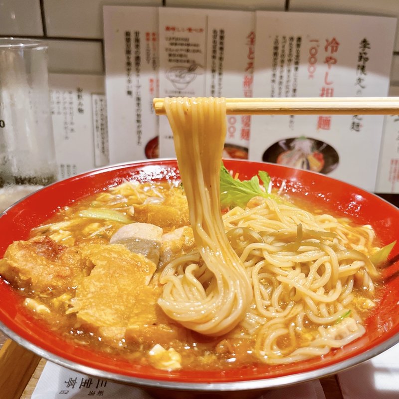 酸辣湯麺(新潟三宝亭 東京ラボ中目黒店)