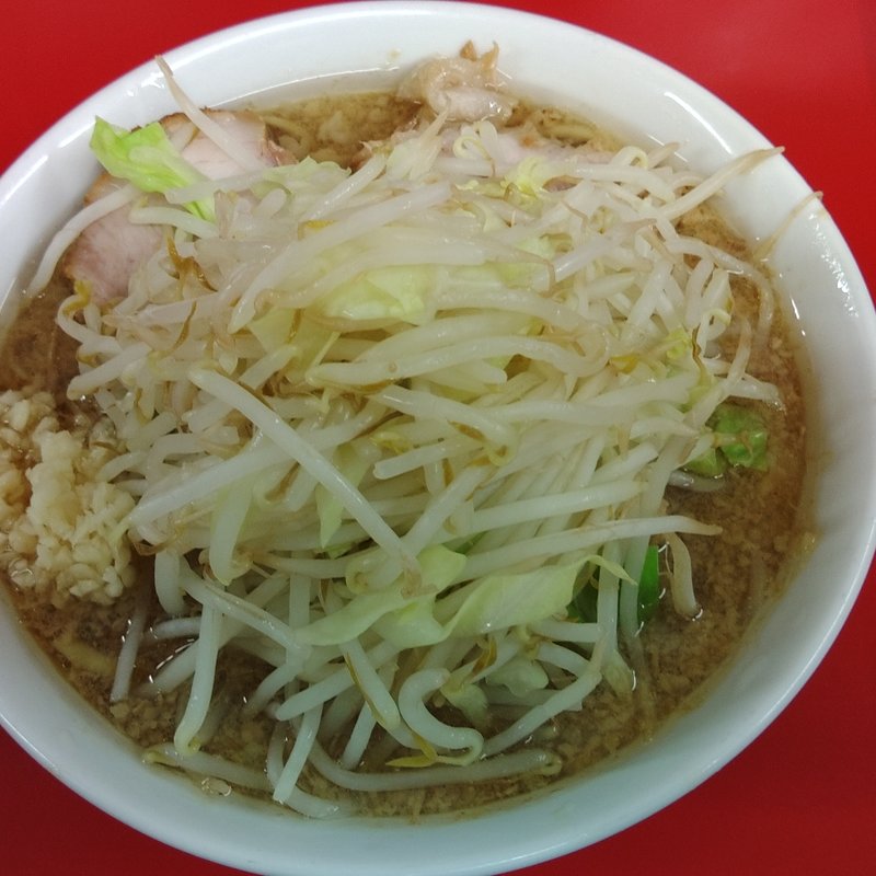小豚(ラーメン二郎 神田神保町店)