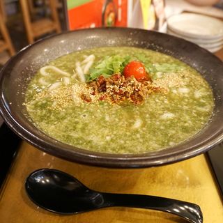 緑辛麺(二◯加屋長介天神ビジネスセンター店)