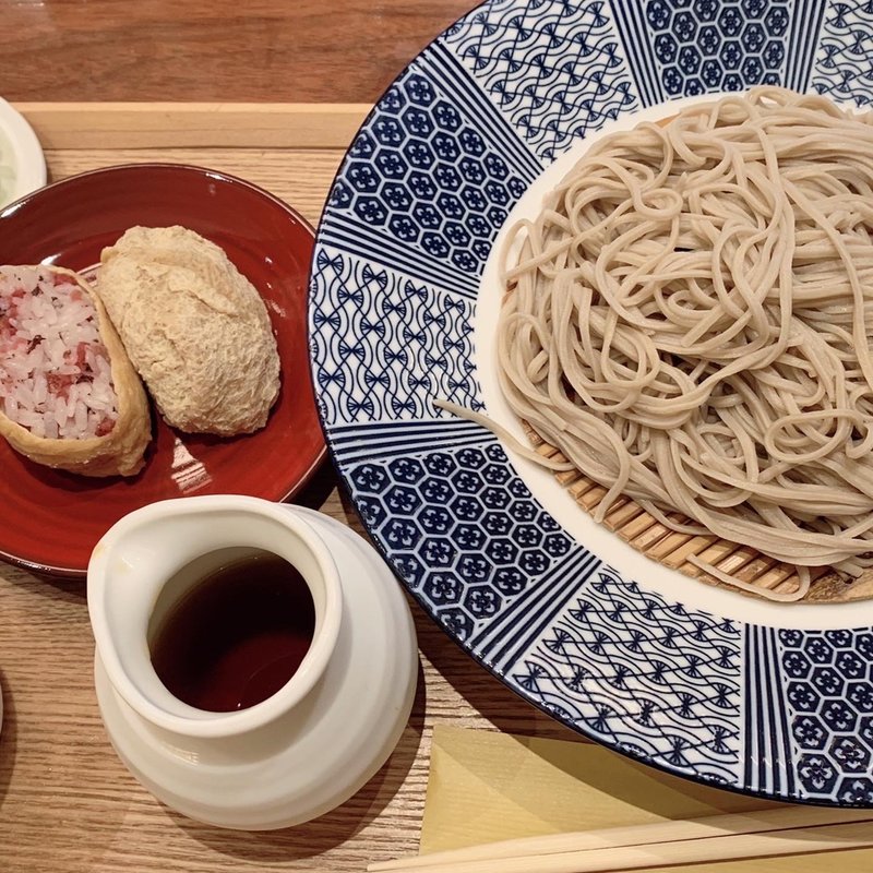 ざる蕎麦稲荷ランチ(さいさきや)