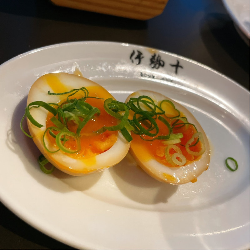 ネギ味玉(洋食屋　伊勢十　神保町店)