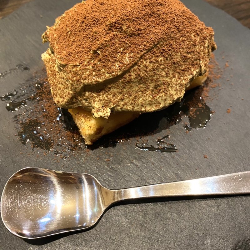 ピスタチオのティラミス(イタリアンキッチン bel tempo （ベルテンポ）)