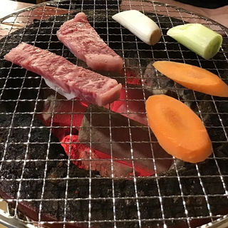 (肉三昧 石川竜乃介)