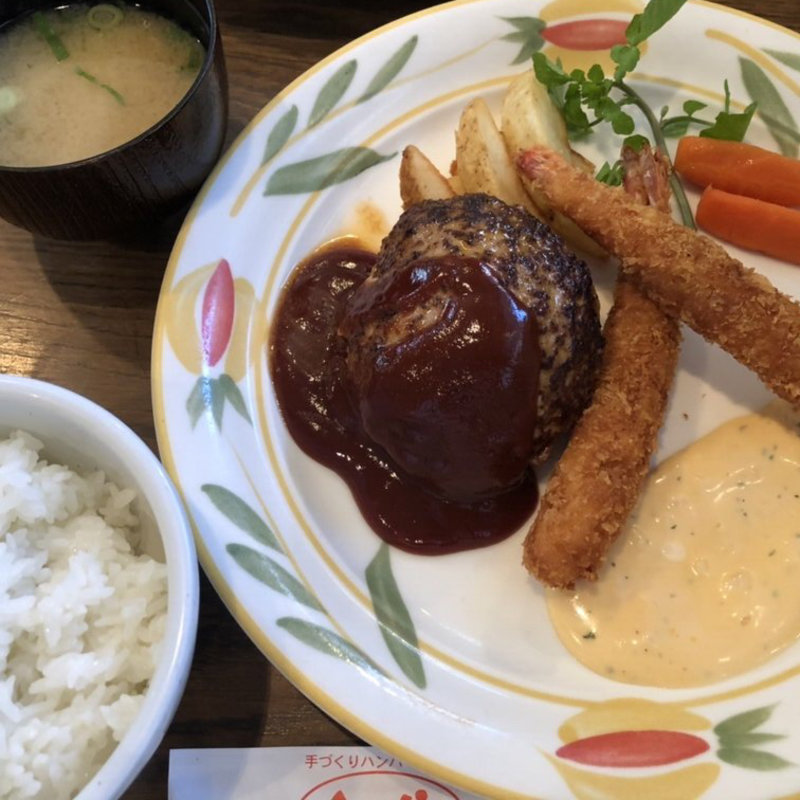 ハンバーグとエビフライランチ　150g(手作りハンバーグの店とくら　桂本店)