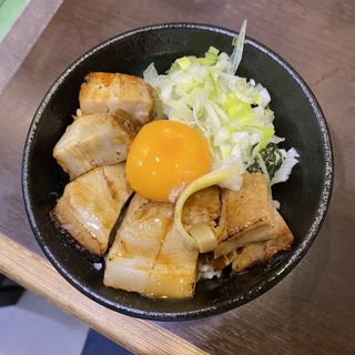 炙りチャーシュー丼(つけめん102 川口店)