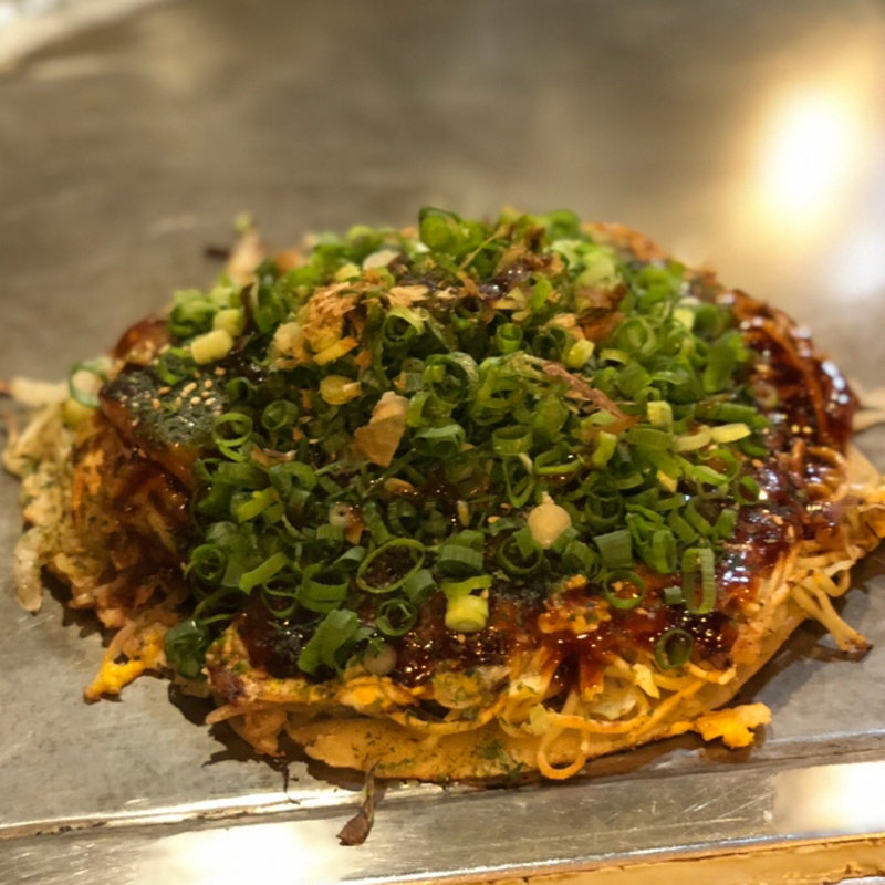 デラックス焼(新天地 みっちゃん )