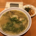 ラーメン(金龍ラーメン難波千日前店)