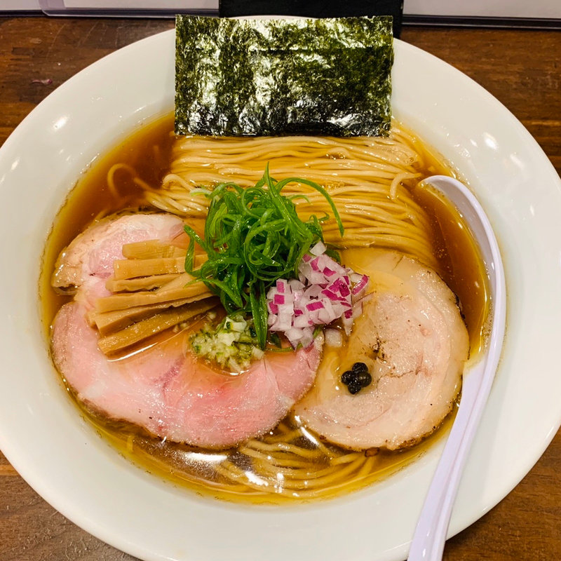 醤油らぁ麺(だれやめや )