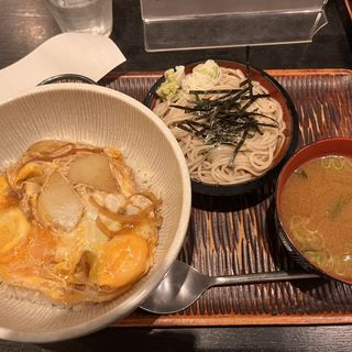 玉子丼とたぬきそば(大野屋富ケ谷店)