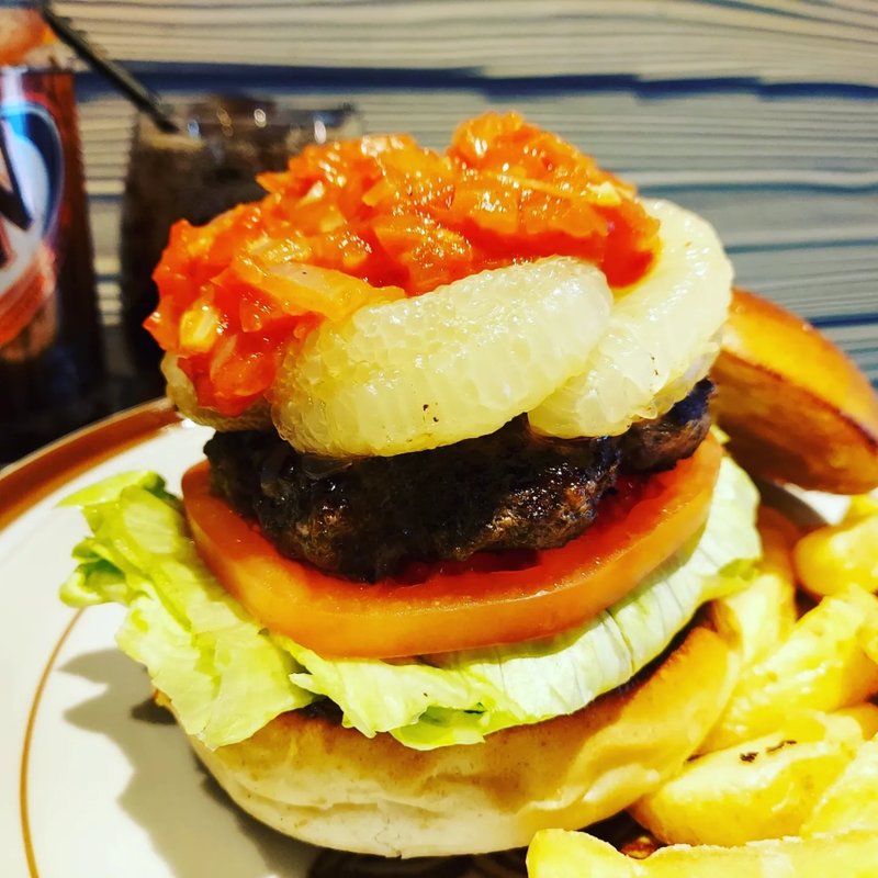 温サルサ on 文旦バーガー(だるま珈琲)