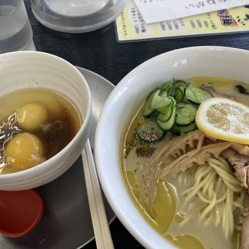 冷やし牡蠣そば生卵つけ麺(栃木中華そば 神志)