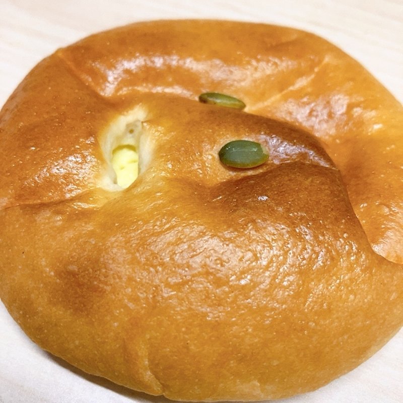 米粉のクリームパン(サンパラソル )