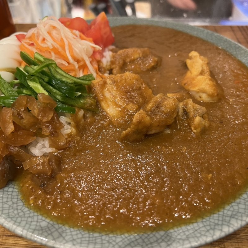 チキンのカレー(TOKYO SPICE ななCURRY 青山)