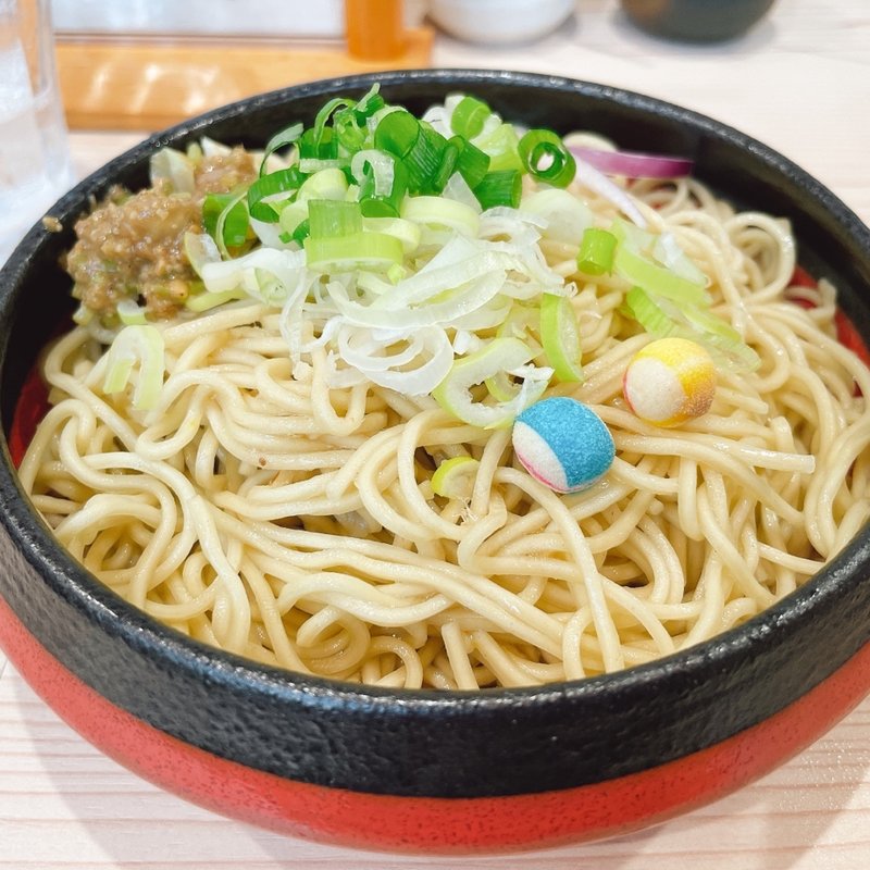 冷たい金目鯛スープと金目鯛油の和え玉(ラーメン専科 竹末食堂)