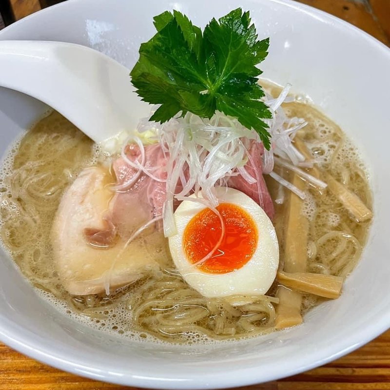 濃厚真鯛そば(中華そば　よしかわ )