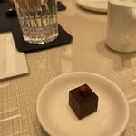 アイスカフェラテ(エンポリオ アルマーニ カフェ 心斎橋パルコ)