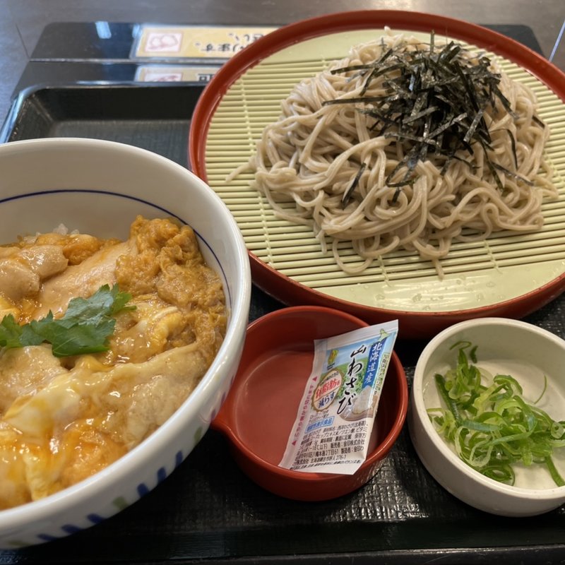 親子丼ミニとざる蕎麦セット(なか卯 山科三条通店 )
