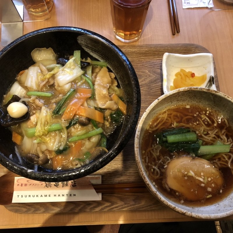 (鶴亀飯店 （ツルカメハンテン）)