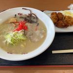 豚骨ラーメン