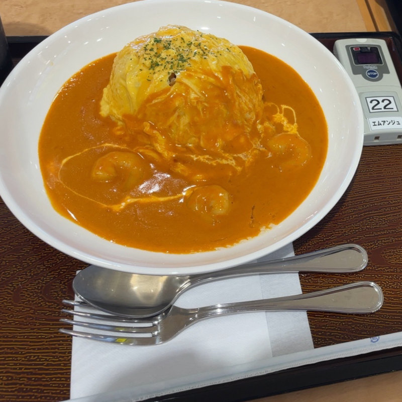 海老ソースオムライス(エムアンジュ ラピア店 （emuanju）)
