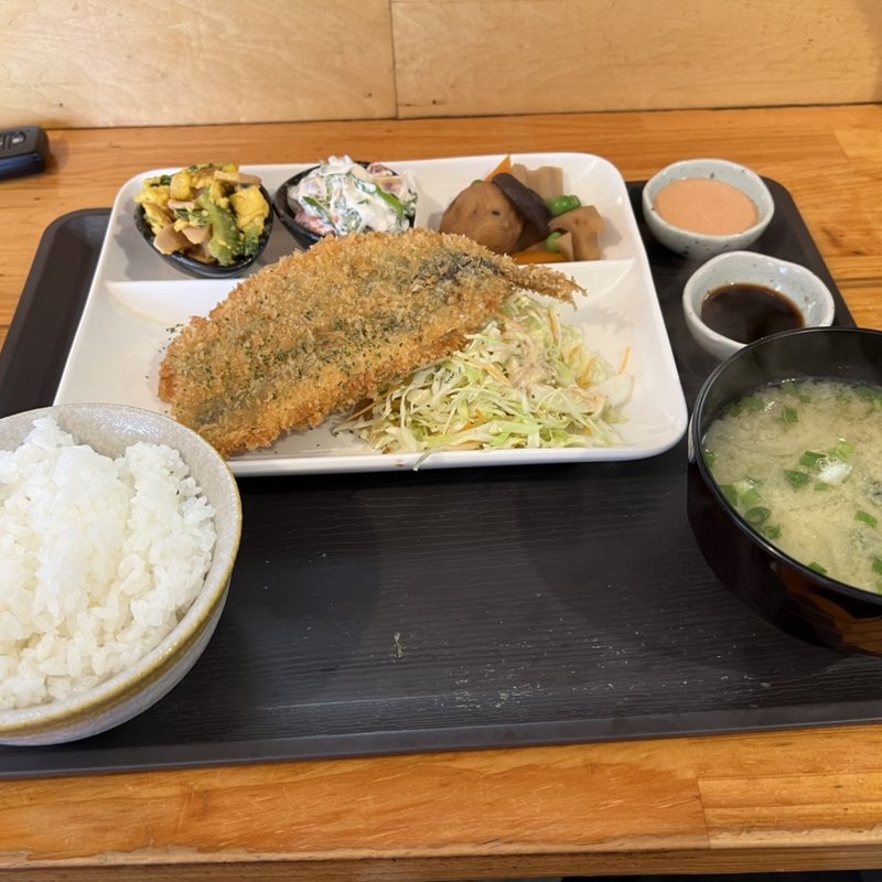 日替りランチ(たべるや)