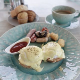 BREAKFAST(ティンイン(TIN'IN))