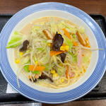 野菜たっぷりちゃんぽん（麺少なめ）