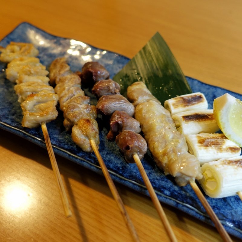 お任せ焼き鳥五本盛り合わせ（塩）(個室居酒屋 炭火焼鳥 食べ放題 吟山 蒲田店)