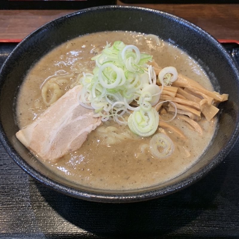 ナショナルニボグラフィック 煮卵・肉多(暗黒中華そば 雷電)