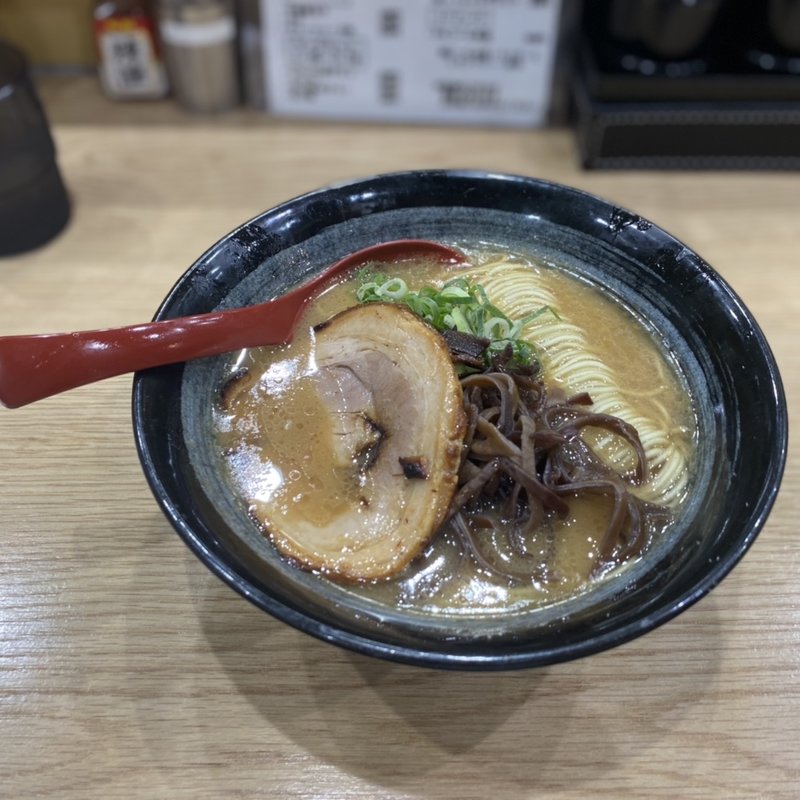 豚骨白湯ラーメン(のだ麺 ～縁～ )