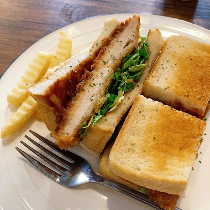 三元豚ロースカツサンド(神田サンドあちぇ)