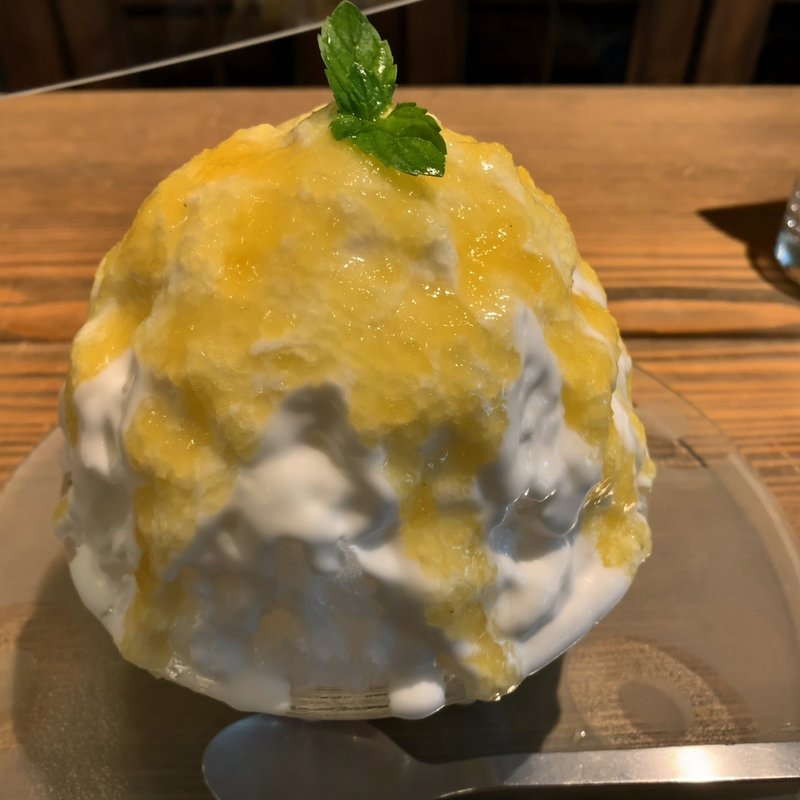 ココナッツパイン(かき氷GUFO)