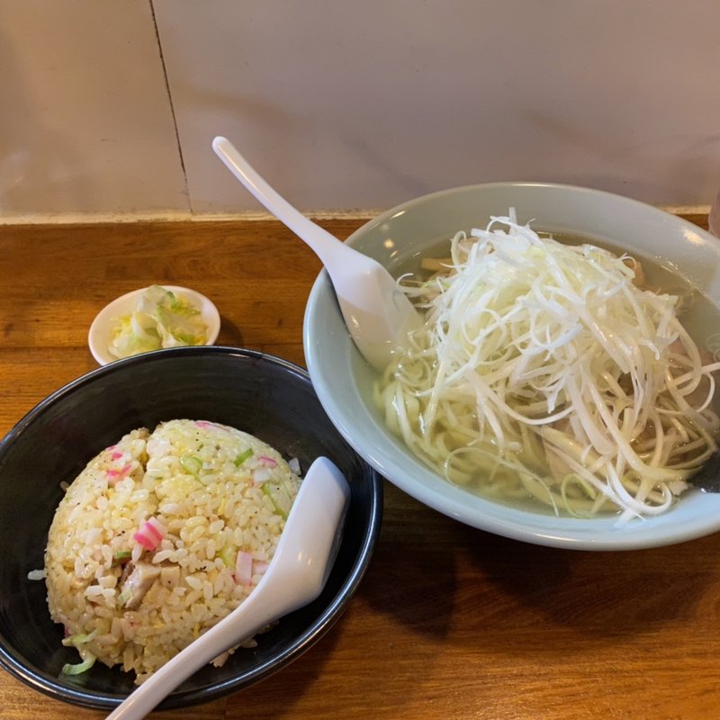 ネギ塩ラーメン 半チャーハン(佐野ラーメン たかの)