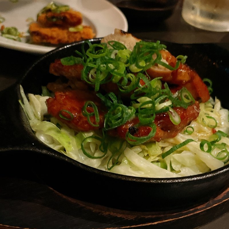 松阪名物　鶏の鉄板みそ焼き(洋食屋　伊勢十　神保町店)