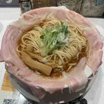 ピストル(ラーメン大戦争 西新宿店)