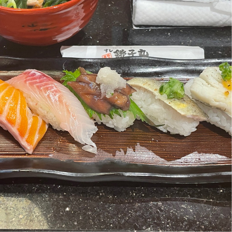 劇団セット　あじさい(すし 銚子丸 高島平店 （チョウシマル）)