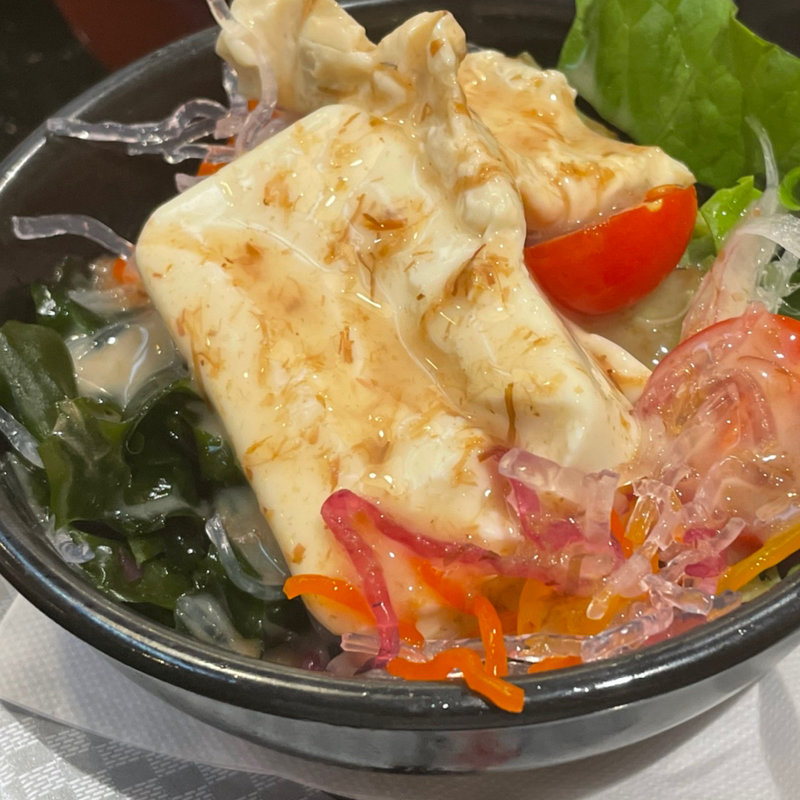 湯葉と豆腐のサラダ(すし 銚子丸 高島平店 （チョウシマル）)