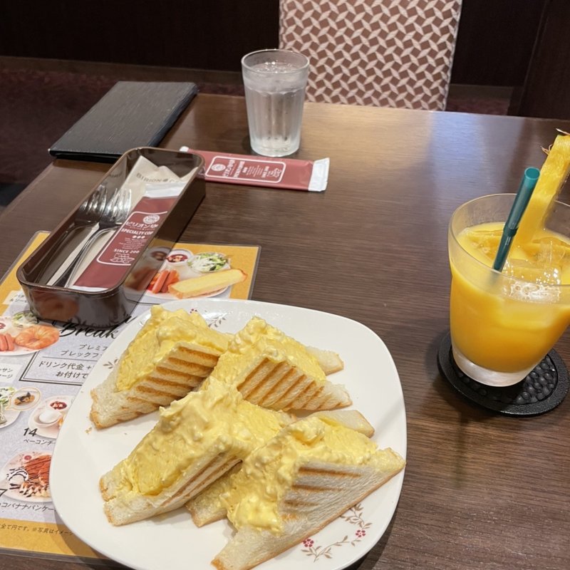 厚焼きたまごサンド(ビリオン珈琲彦根店)