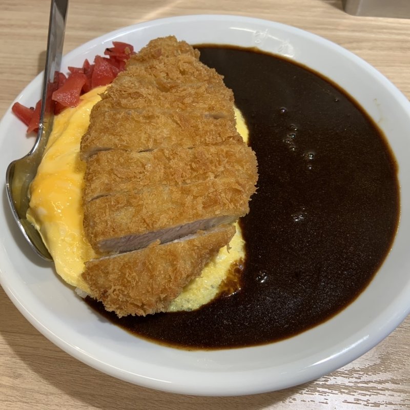 オムカレー（ロースかつ）(揚げ太郎 高田馬場店)
