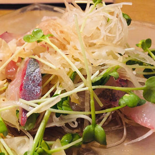 カンパチの中華風カルパッチョ(家常菜 博朱)