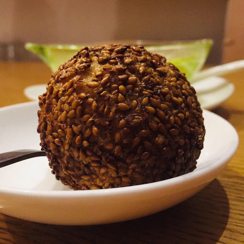 胡麻団子(家常菜 博朱)