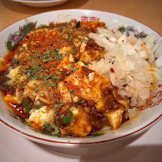 チーズカリー麻婆麺 200g(ガリデブチュウ)