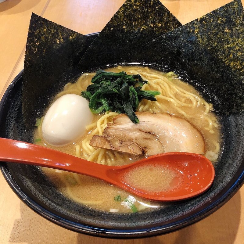 味玉醤油豚骨ラーメン大盛(我流らーめん 心瀧)